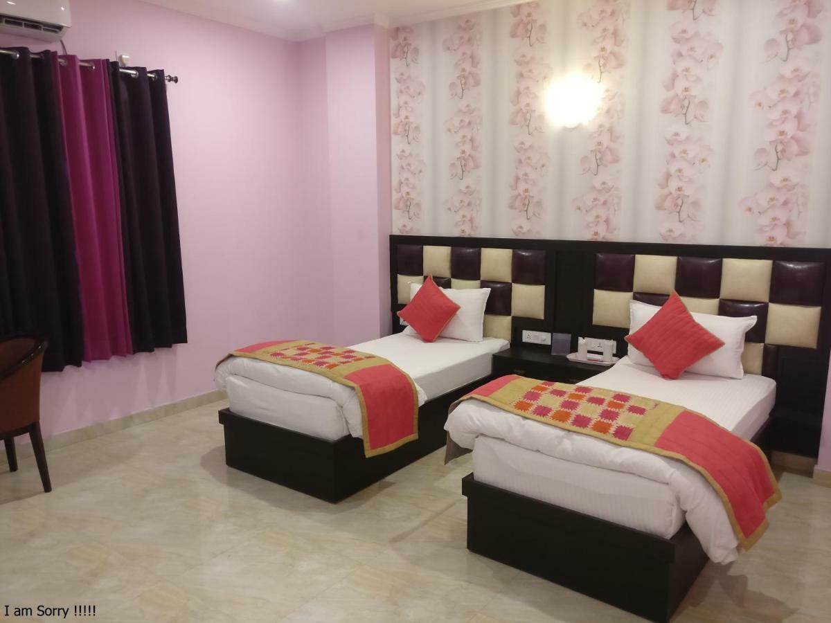 The Park Presidency Hotel Барелі Екстер'єр фото